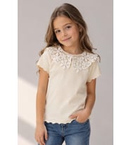Yaka Detaylı Kız Çocuk Tshirt Ekru
