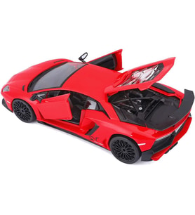 Bburago Lamborghini Aventador SV Coupe Kırmızı 1:24 Model Araba