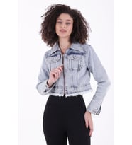 Püskül Detaylı ve Fermuarlı Kolları Düğmeli Kısa Kot Kadın Ceket Kar Yıkama Açık Mavi Denim