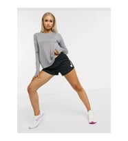 Nike Dri-Fit Miller Top Standart Kesim Gri Kadın Uzun Kollu Tişört Antreman Üstü 