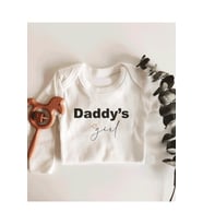 Daddy's Girl Yazılı Babalar Günü Uzun Kol Çıtçıtlı Organik Bebek Body
