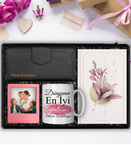 Öğretmenler Gününe Özel Kupa & Tasarım Defter & Cüzdan & Çerçeve Hediye Seti (Pembe Geçişli)