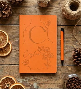 Kişiye Özel Çiçekli C Harfli Defter Doğum Günü Hediyesi (Turuncu)