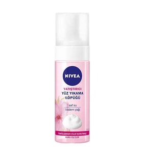 Nivea Yatıştırıcı Yüz Yıkama Köpüğü Kuru/Hassas Cilt 150 Ml