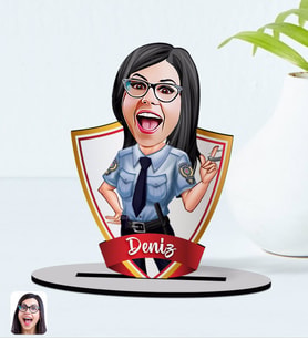 BK Gift Kişiye Özel İsimli Kadın Karikatürlü Ahşap Biblo Model