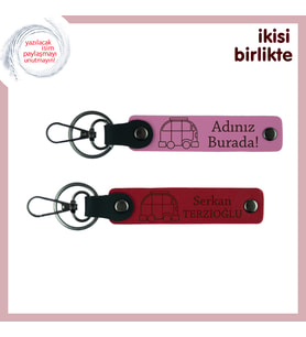 Seyahat Aşkını Yansıtan Hediye, Karavan Figürlü Deri Anahtarlık x2’li, Pembe-Kırmızı