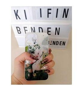 İphone 13 Pro Max Çiçek Desenli Kılıf Modeli