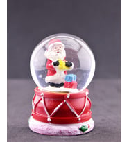 Noel Baba ve Hediye Paketi Temalı Mini Boy Işıklı  Yılbaşı Kar Küresi 6.5 cm1A