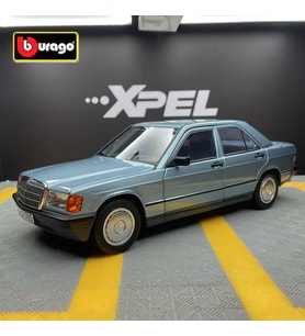 Burago Mercedes 190 E 2.6 Model Araba 1/24 Ölçekli Model Mavi