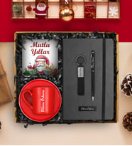 Yılbaşına Özel Kişiye Özel Tasarım Fincan & Defter & Touch Pen Kalem & Anahtarlık & Yılbaşı Kartı Hediye Seti