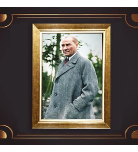 Özel Seri Paspartulu Çerçeveli Atatürk Tablo l637 (Gold)