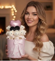 Sevgiliye Özel Premium Silindir Kutuda Kalp Aynalı 5’li Peluş Ayıcık Buketi – Kalp Balon Detaylı (Pembe)
