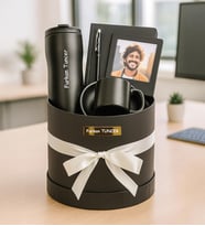 Kişiye Özel Fotoğraflı,Çerçeve,Defter,Kalem,Kahve Fincanı Ve Termos Premium Silindir Kutu Hediye Seti (STD)