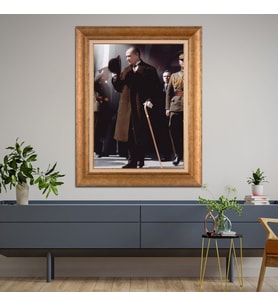 Altın Paspartulu Atatürk  Çerçeveli Tablo C788 (Gold)