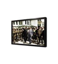 Atatürk Askerlerle Çerçeveli Mdf Tablo