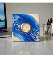 15x15 cm El Yapımı Geode Masa Saati – Altın Quartz Masaüstü Saat – 5 cm Kalınlık (Mavi-Gold)