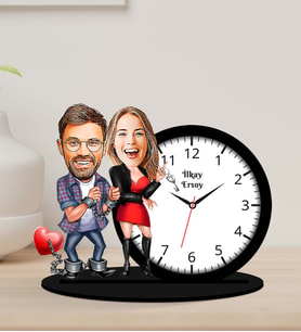 Kişiye Özel Karikatürlü Çift Ahşap Biblo Masa Saati