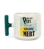 Ciğerlerimiz Pert Olsa Da Yüreğimiz Mert Baskılı Yeşil Kulplu T Kupa