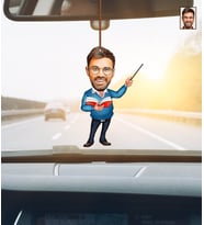Kişiye Özel Karikatürlü Öğretmen Ahşap Araba Dikiz Ayna Süsü