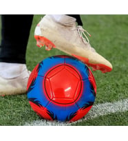 Parlak Futbol Topu Eğitim veya Maç Topu Dikişli Futbol Topu 5 Numara (Kırmızı)