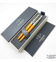 Parker Jotter Original Orange Tükenmez Kalem + 0.5 Versatil (uçlu) Kalem Set  İsme Özel Kalem  Hediyelik Kalem