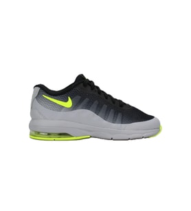 Nike Air Max Invigor Küçük Çocuk Ayakkabısı Gri Siyah