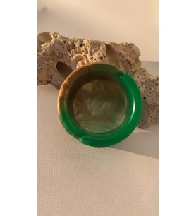 Parlak Çim Yeşili ve Gold Renkli Yuvarlak Şekilli Dekoratif Kül Tablası Küllük El Yapımı Epoksi Hediyelik