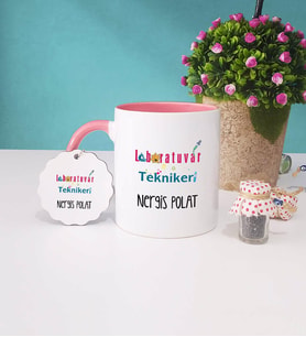 Laboratuvar Teknikeri Kupa Bardak Pembe ve Anahtarlık