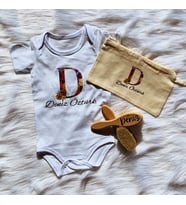 Unisex İsme Özel Body, Fırça, Bez Çanta Fotoğraf Seti, Bebek Hediyelik %100 Organik