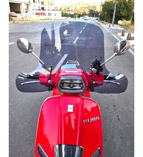 MOTOCAM Küba Grace 50 Ön Cam 2023-2026 Model 37cm Füme Renkli Elcikli APARATSIZ