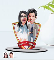 BK Gift Kişiye Özel İsimli Sevgililer Karikatürlü Ahşap Biblo Model-81