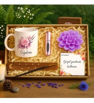 Kişiye Özel Lotus Çiçekli Kupa Bardak Parfüm Şişesi Lotus Mum & Çubuk Tütsü Kayık Kutulu Hediye Seti