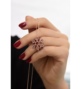 925 Ayar Gümüş Rose Kaplama Ruby Yıldız Kartanesi Kolye