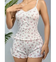 Arias Closet Pamuklu Beyaz Üstüne Çiçek Desen Fitilli Askılı Şortlu Pijama Takımı