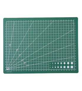 A4 Hobi Kesme Matı 30x22 cm Çizgili Açı Kılavuzlu Maket Dikiş Deri El İşi Kesim Tablası Yeşil