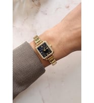 Petra Gold Kordon Siyah Kadran Kadın Kol Saati