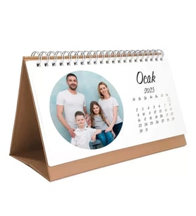Kişiye Özel Yuvarlak Fotoğraflı 2027 Masa Takvimi Kraft Taban