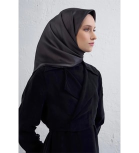 54 Armine Sura İpek Eşarp 9402D