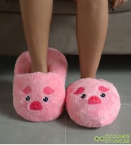 PAbtex Pelüş Dev Terlik: Ev İçi Mükemmel Sıcaklık ve Stil (Pembe)