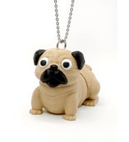 Sevimli Pug Köpek Figürlü Hareketli Anahtarlık
