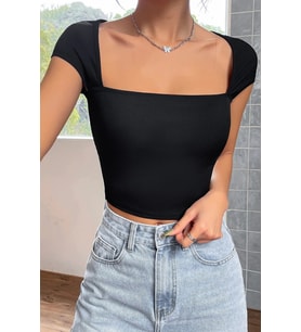 Kadın Siyah Kare Yaka Yarım Kol Göğüs Dekolteli Crop Top Bluz