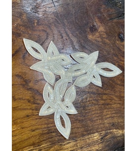 14X17 CM DİKİŞ İLE UYGULANAN İNCİ DİZMELİ BONCUK PAYET İŞLEME 3 Lİ ÇİÇEK DİKİŞ AKSESUARI APLİKE