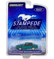 Greenlight 1992 Ford Mustang LX 5.0 1/64 Model Araba