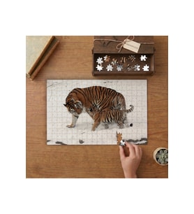 Anne ve Yavru Kaplan Tasarımı 240 parça Ahşap Puzzle Ahşap Kutuda MP04628