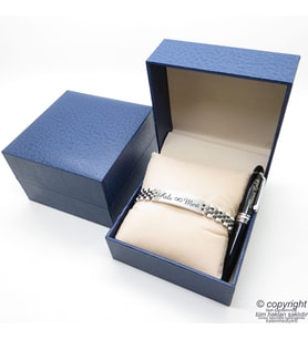 Kişiye Özel Krom Bileklik Unisex + İsme Özel Mini Cep Kalemi - Hediyelik Kutulu Set (Karışık)