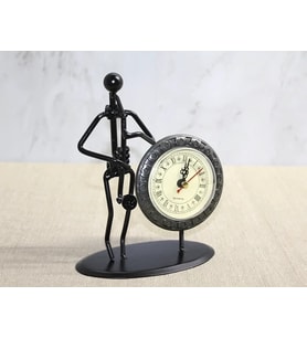 Metal Saatli Saksafon Çalan Müzisyen Alk4335