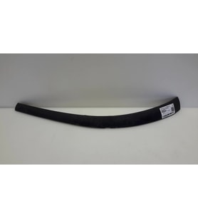 Toyota Auris Ön Tampon Karlık Sıyah Sağ 2007  (Oem No:  7685102120)