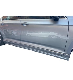 Volkswagen Passat B8 R Line (2015-2022) Yan Marşpiyel Seti (Plastik)