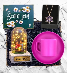 Size Özel Led Işıklı Kalp Tutan Çiftli Fanus, Pembe Kahve Fincanı ve Lotus Kolye Hediye Seti