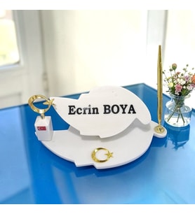 Sümen Ofis için Doğal Beyaz Mermer Yaprak İsimlik Gold Tasarımlı Kalem ve Dikme Ay Yıldız, Önünde Ay Yıldız